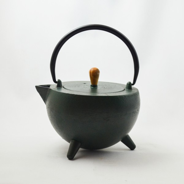 Pop 1,0 Cast Iron teapot