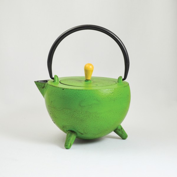 Pop 1,0 Cast Iron teapot