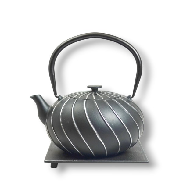 Gusseisen Teekanne Nami 1,0 Liter schwarz